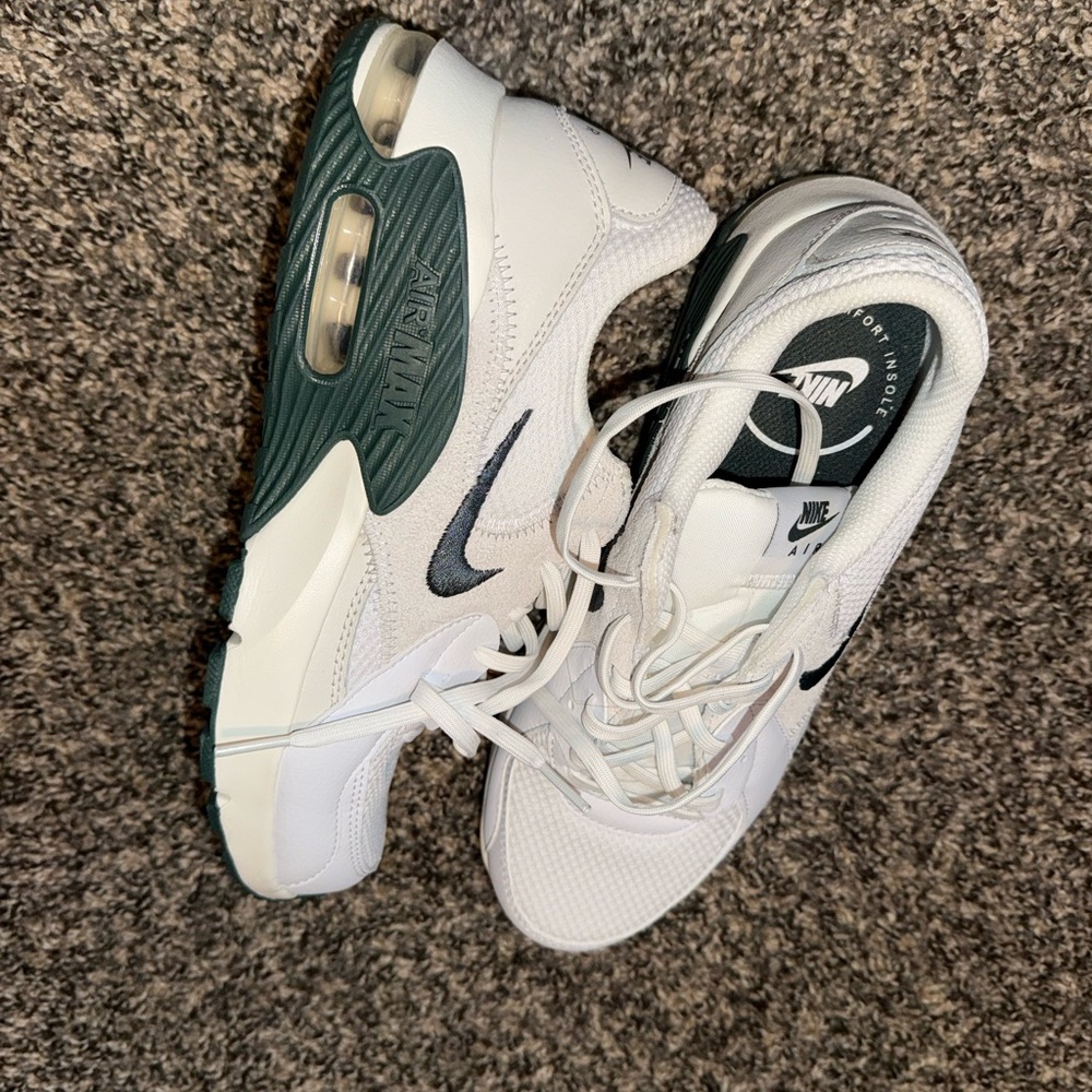 Nike White Sneakers with Gray Insole